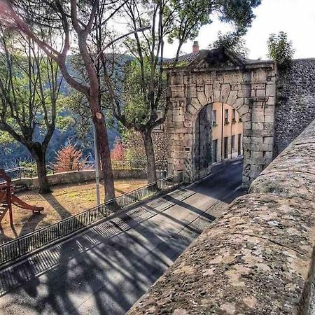Fresco E Colorato Appartamentino In Narni Scalo Ngoại thất bức ảnh