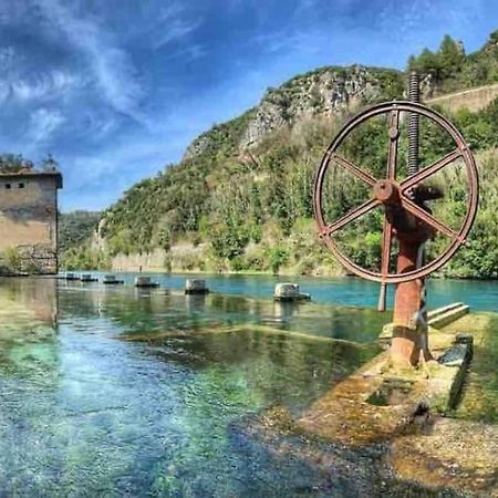 Fresco E Colorato Appartamentino In Narni Scalo Ngoại thất bức ảnh