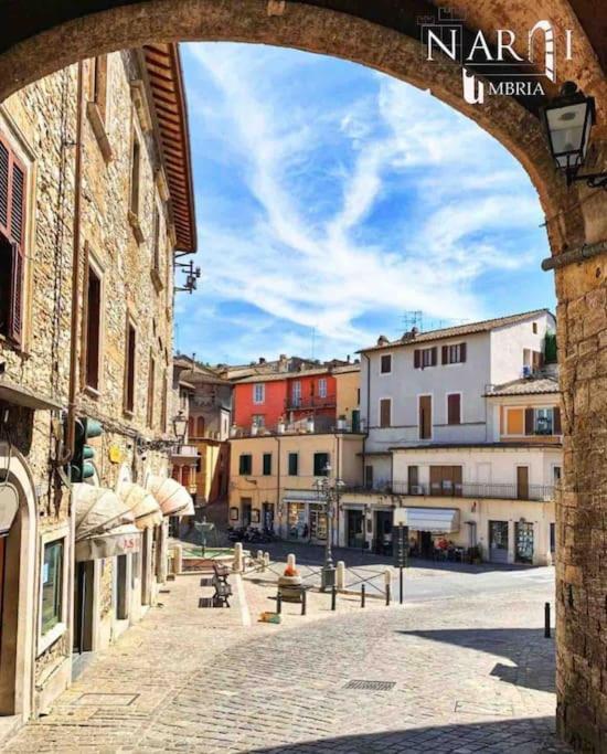 Fresco E Colorato Appartamentino In Narni Scalo Ngoại thất bức ảnh