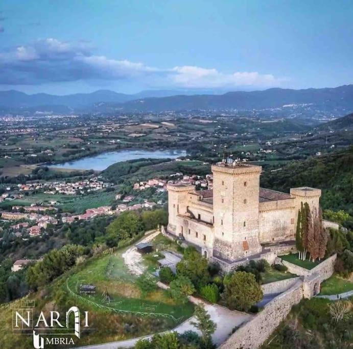 Fresco E Colorato Appartamentino In Narni Scalo Ngoại thất bức ảnh
